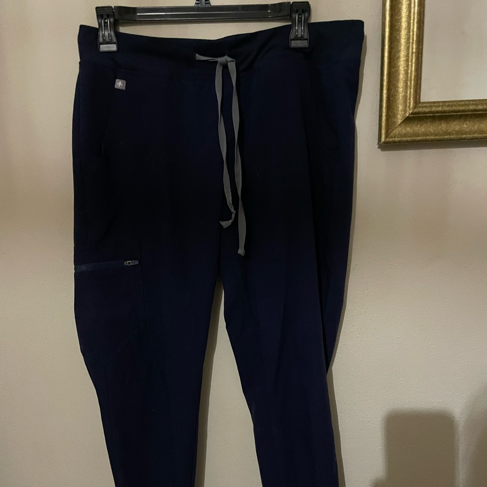 Zamora Figs Jogger Scrub Pants